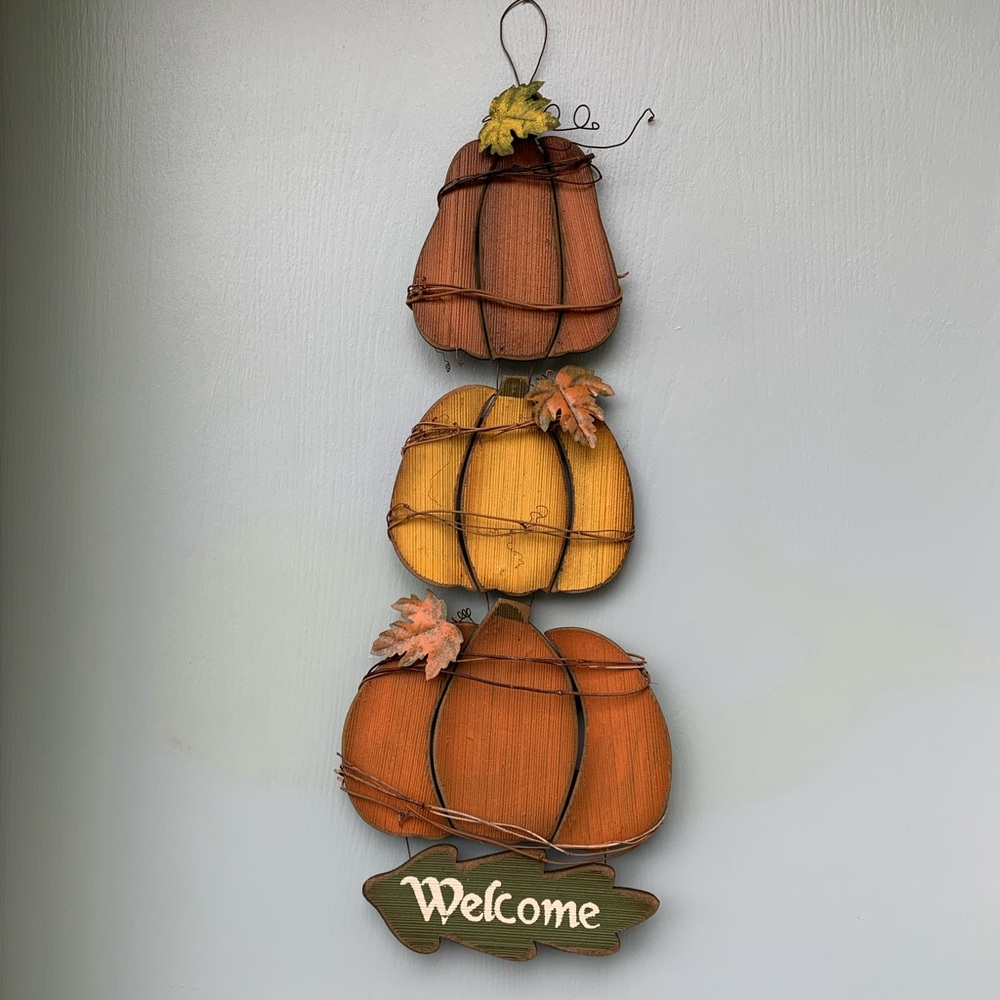 Pier 1 Autumn Pumpkin Welcome Sign